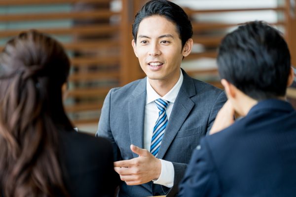 顧問弁護士とは？顧問弁護士は企業の片腕となる法律のアドバイザー！サムネイル